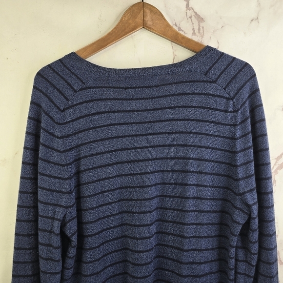 Banana Republic Sweater Men Medium Blue Merino Wool Striped V Neck Navy Baruffa - Picture 6 of 11
